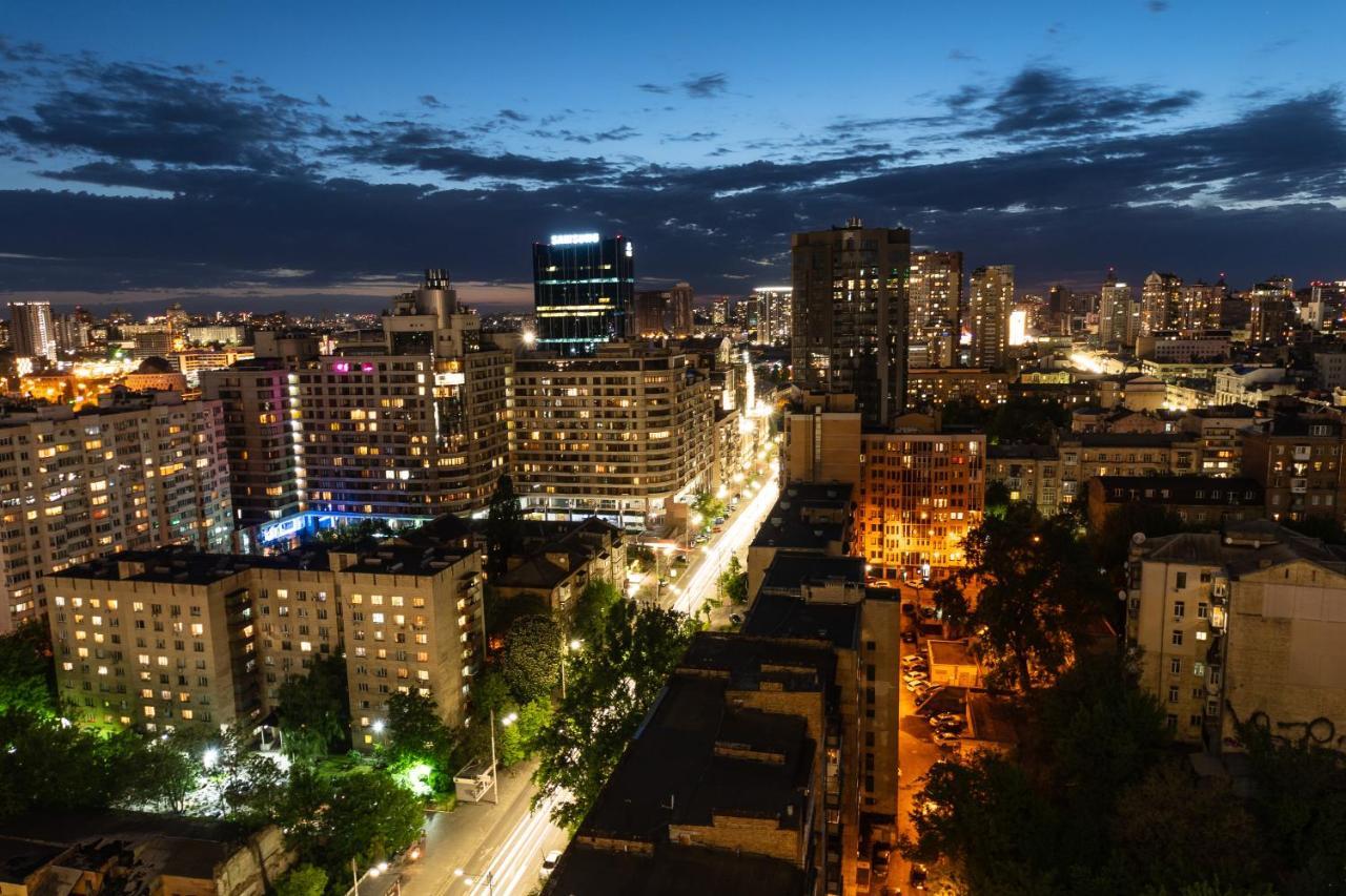 Luxury Apartments In Downtown Kyiv Exterior photo
