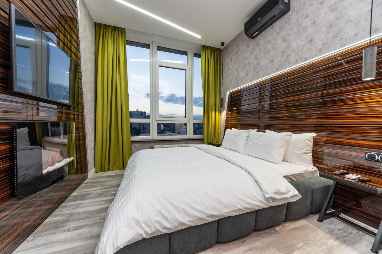 Luxury Apartments In Downtown Kyiv Exterior photo
